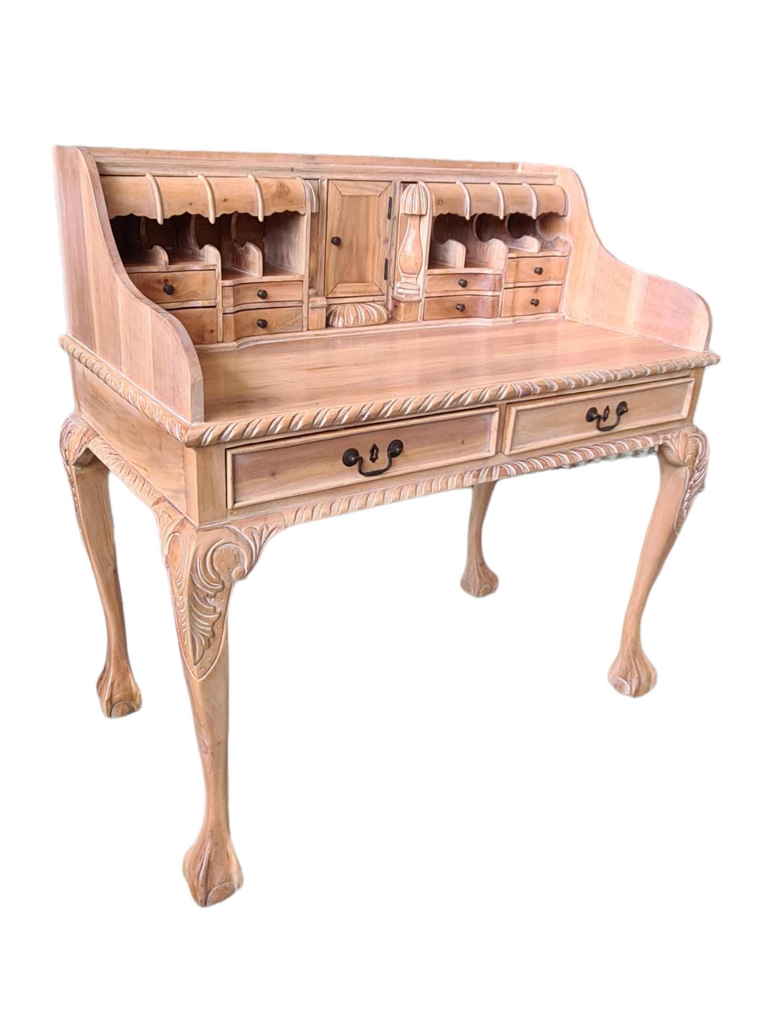 CHIPPENDALE ESCRITOIRE