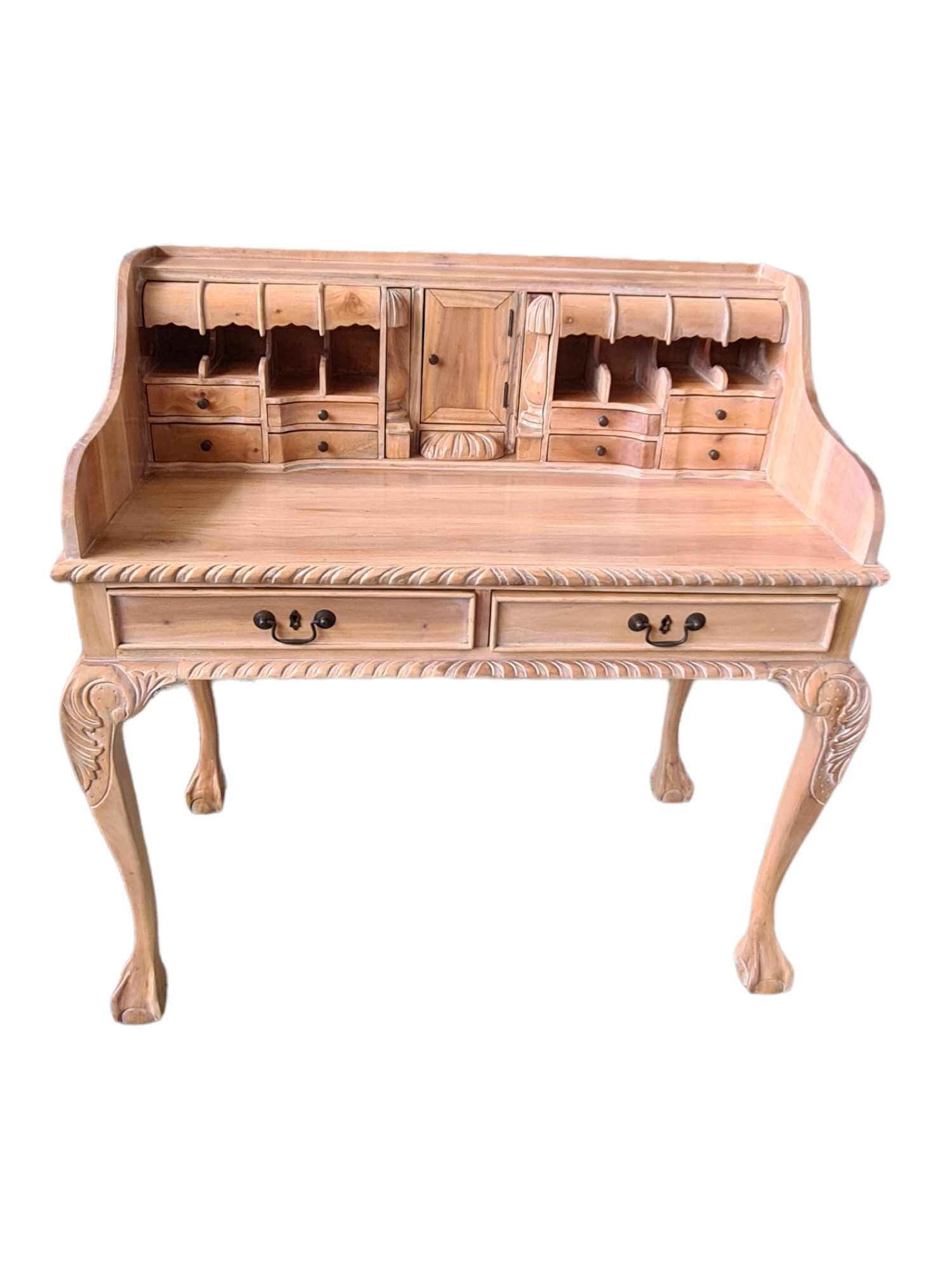 CHIPPENDALE ESCRITOIRE